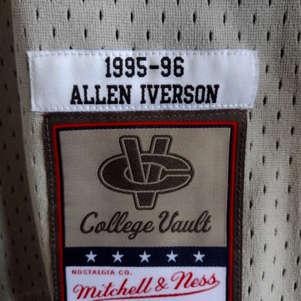 NWT Georgetown Hoyas Allen Iverson Mitchell and Ness 1995-1996 Jersey XXL Grey - Picture 7 of 14